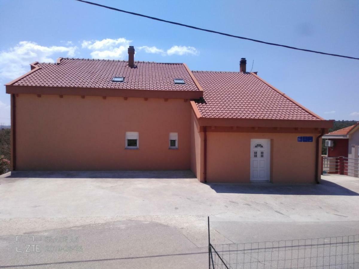 Appartamento Tereza Obrovac Esterno foto