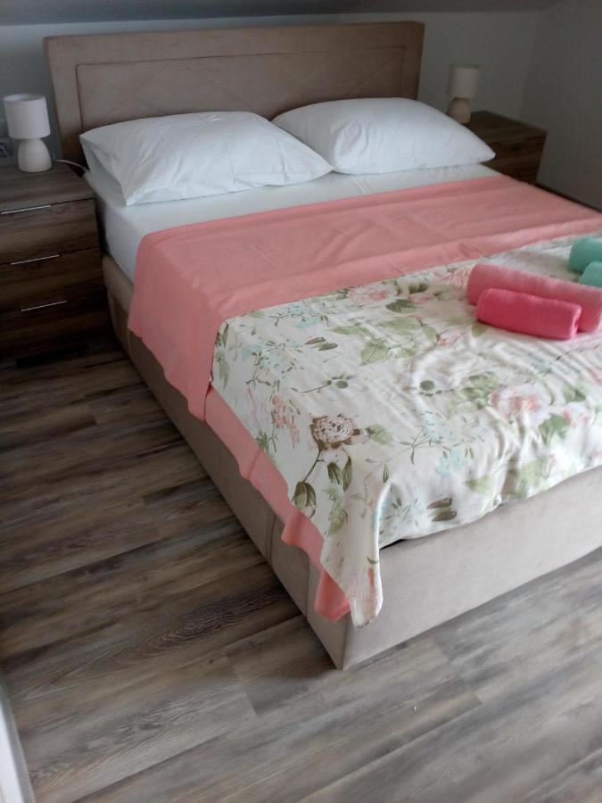 Appartamento Tereza Obrovac Esterno foto